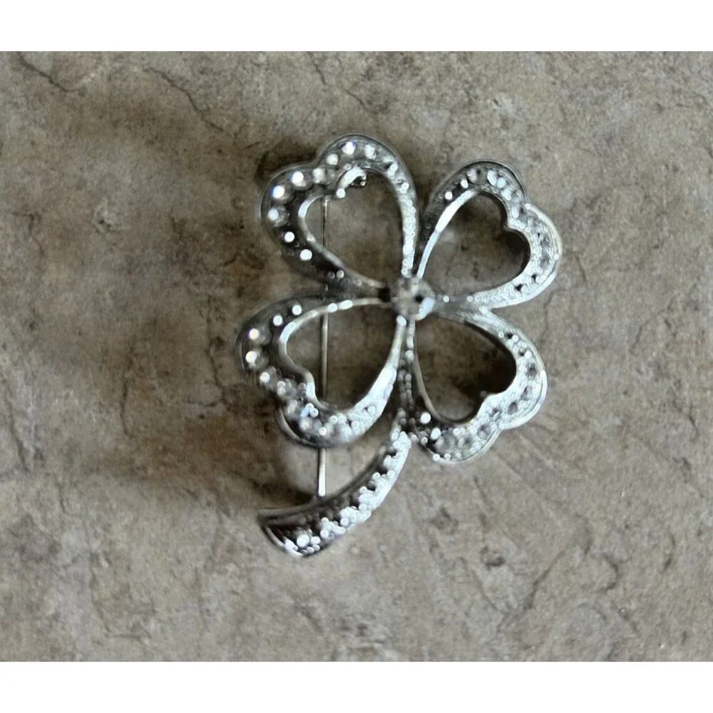Vintage Silver Tone 4 Leaf Clover Pin/Brooch w/ Crystals